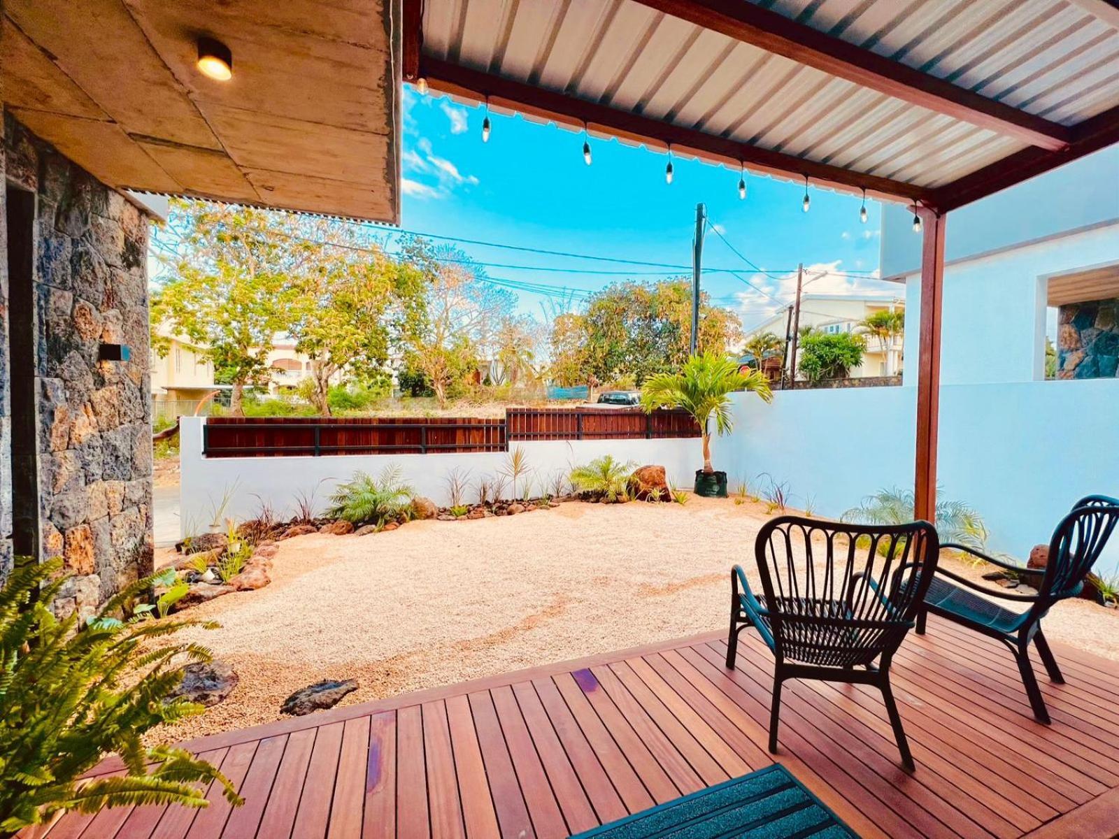Into The Sun - Modern Holiday Home البيون المظهر الخارجي الصورة
